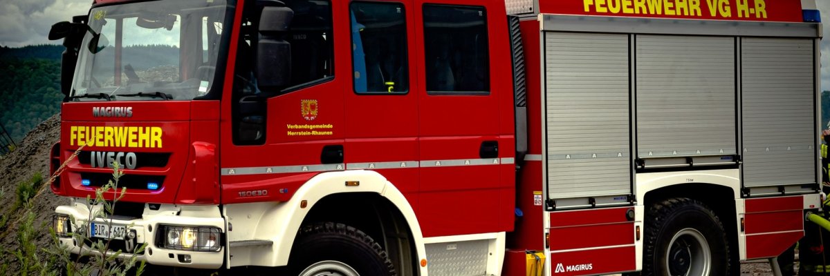 Löschfahrzeug LF20 Löschfahrzeug der Feuerwehr der VG Herrstein-Rhaunen