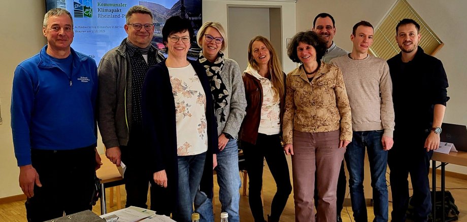 Foto Auftaktveranstaltung KKP (Kommunaler Klimapakt Rheinland-Pfalz) im März 2024 mit Vertretern der VG Herrstein-Rhaunen und der Energieagentur RLP