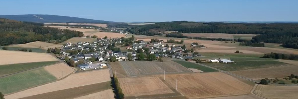 Ortsgemeinde Breitenthal von oben