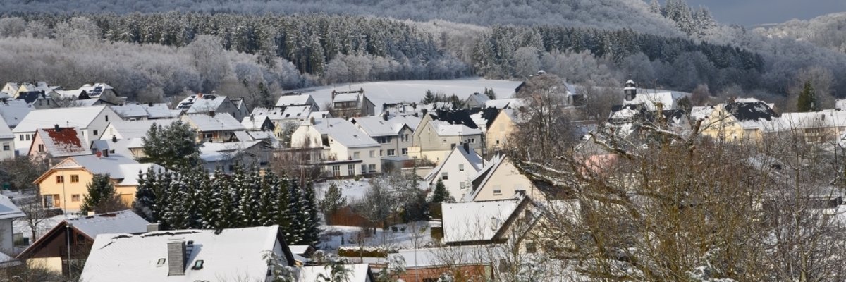 Ortansicht der Ortsgemeinde Kirschweiler Ortsansicht der Ortsgemeinde Kirschweiler im Winter