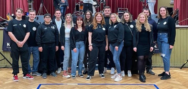 Gruppenfoto des Jugendbeirats am Martinirock
