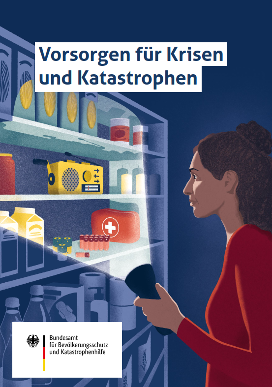 Illustration Frau vor Notvorsorge-Regal mit Taschenlampe